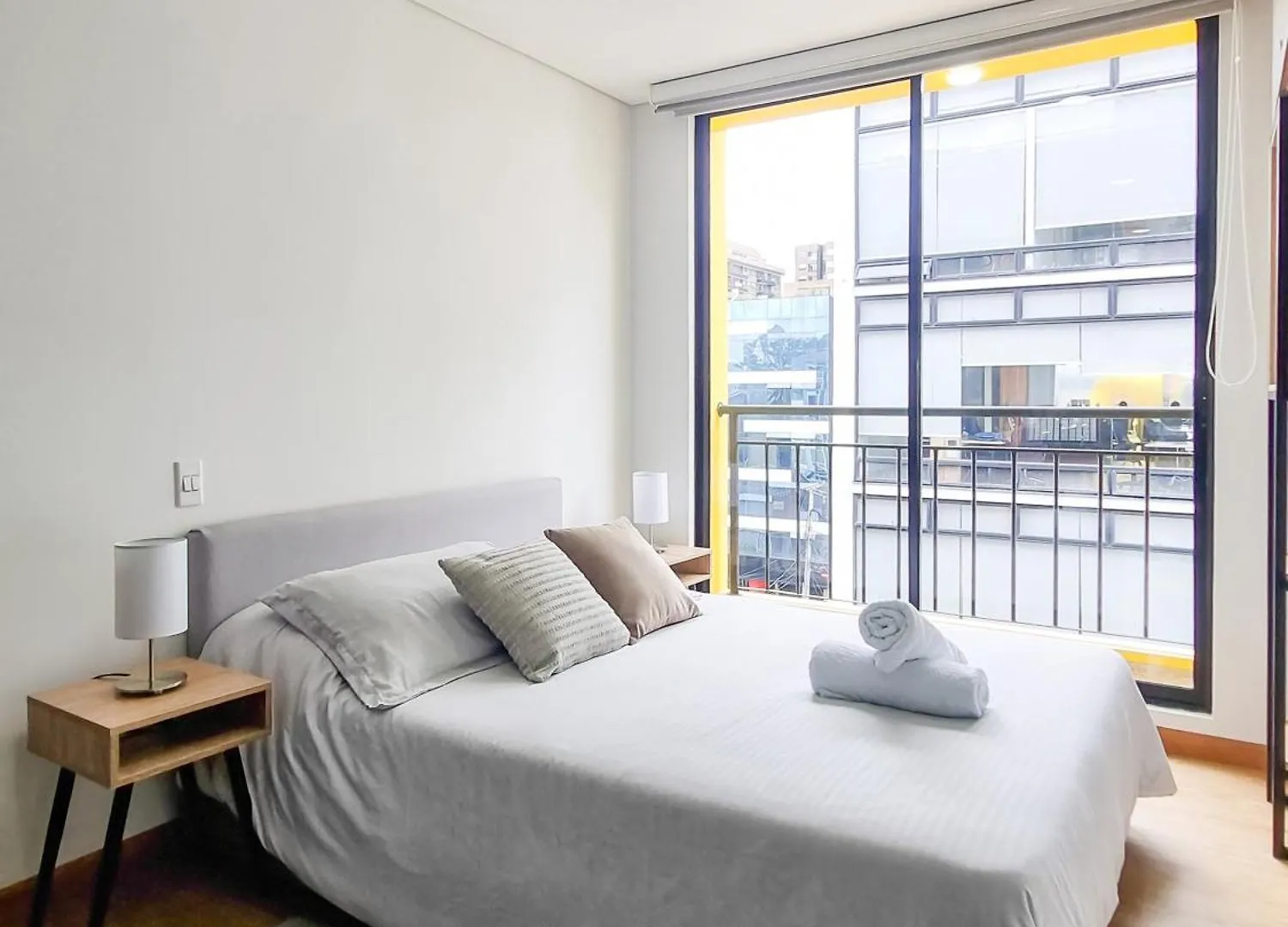 Apartaestudio En Bogota - Wifi 600Mb - La Castellana 0*,
